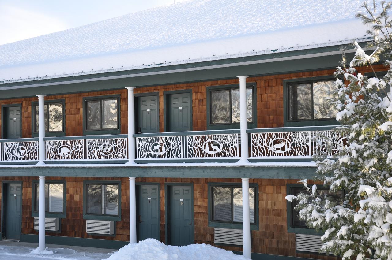 The Legend Cottage Inn Bellaire Exterior photo