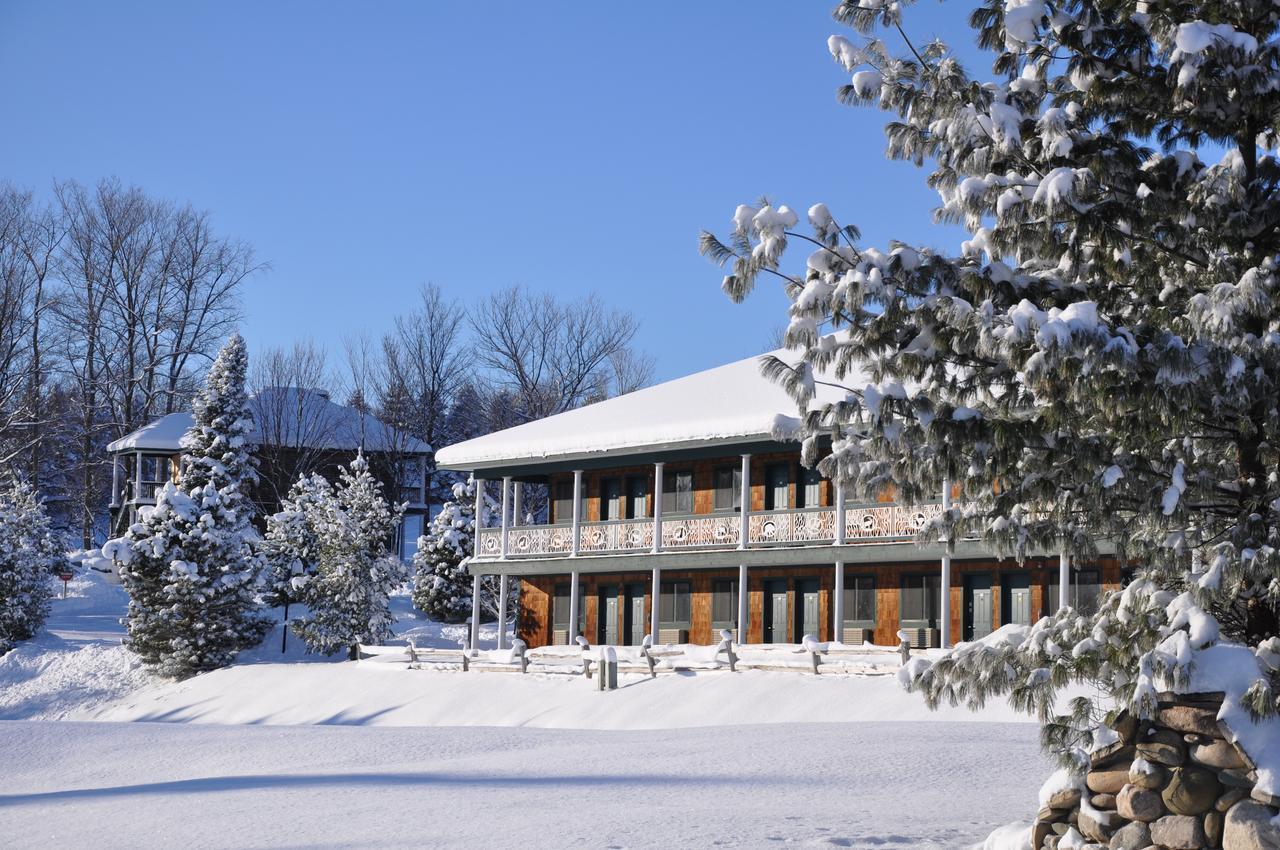 The Legend Cottage Inn Bellaire Exterior photo
